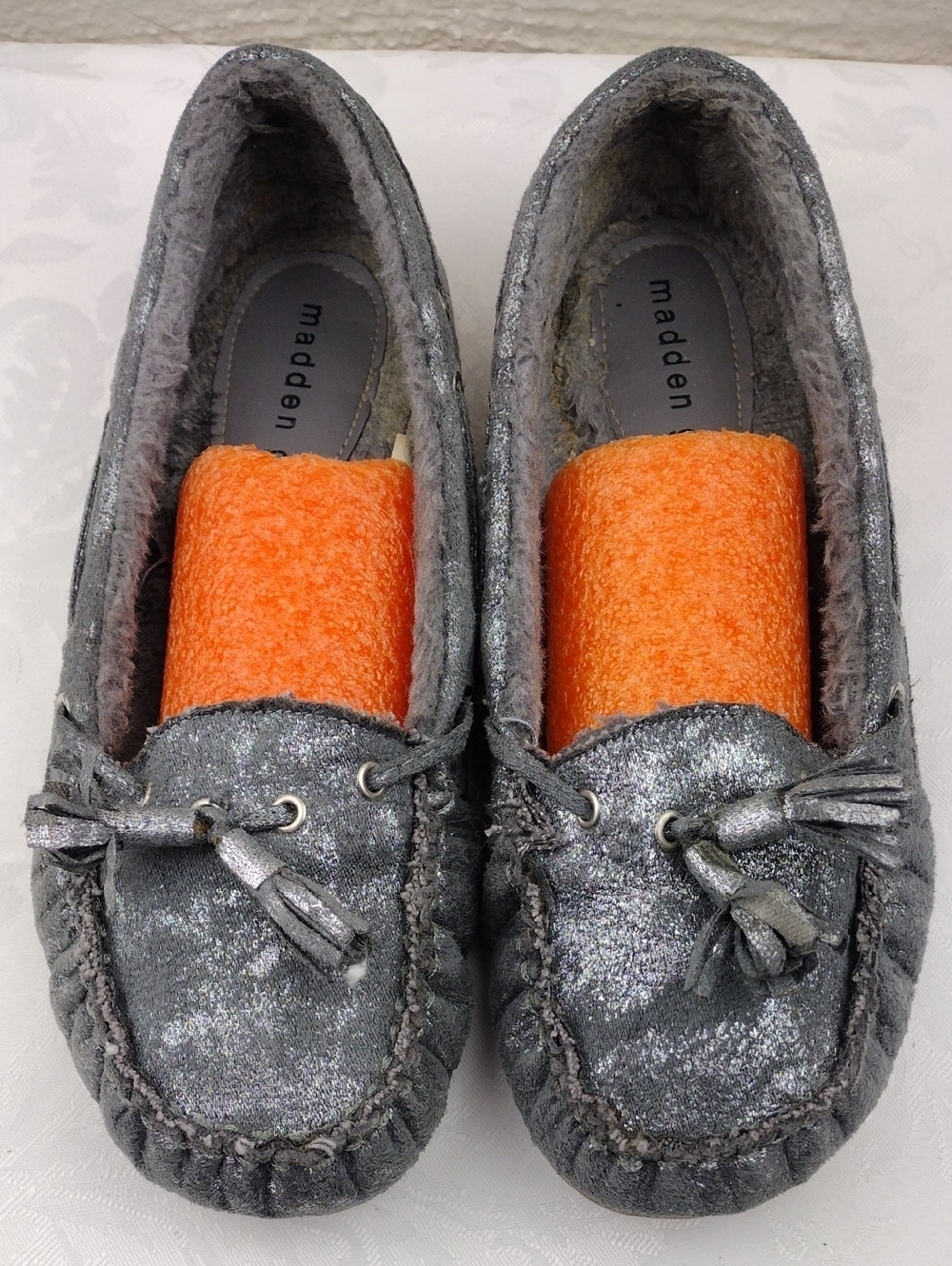 Madden Girl Literal Grey Metallic Fabric Tassel Upper Round Toe Moccasin Shoe - Picture 3 of 16